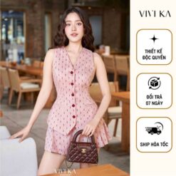 Vivika Set áo Gilet Tay Sát Nách + Quần Váy Xếp Li Dáng A Vkse00437